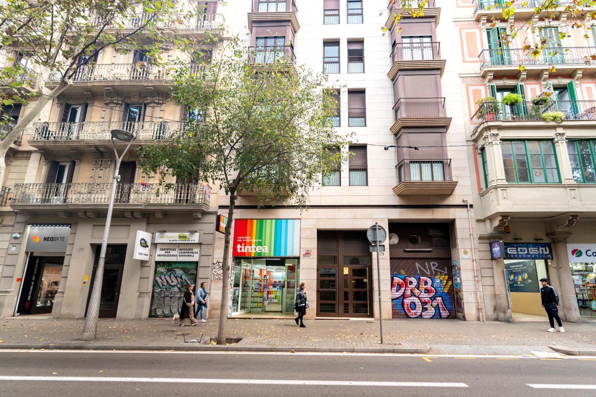 Comfy Downtown + Private Terrace Lägenhet Barcelona Exteriör bild